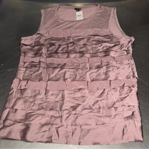 Beautiful Ann Taylor Grosgrain Ribbon & Rayon
Layered Flutter Front Top NWT